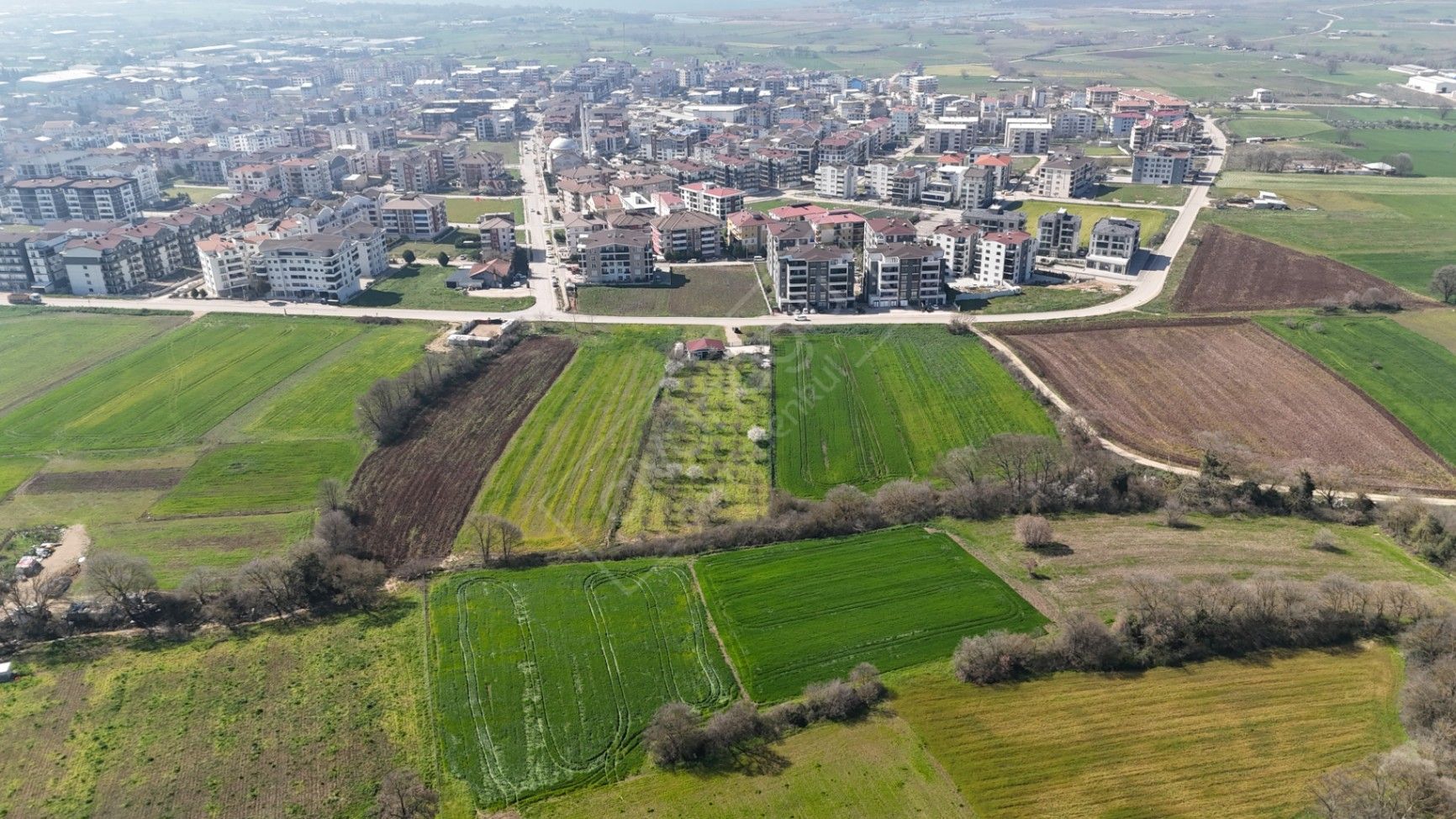 BURSA NİLÜFER AKÇALAR MAHALLESİNDE İMARA YAKIN YATIRIMLIK SATILIK ARAZİ