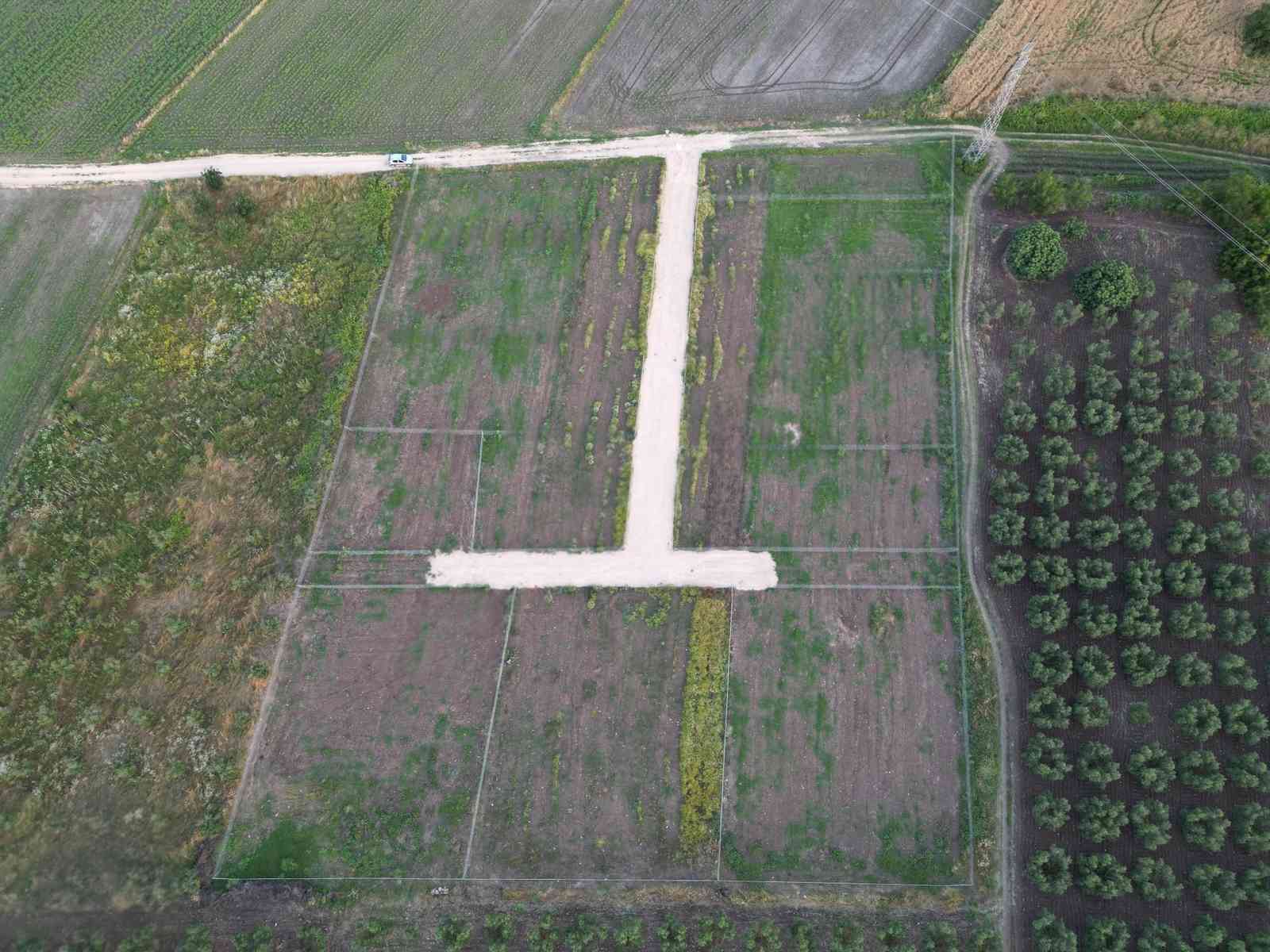 NİLÜFER ÇATALAĞIL'DA SATILIK GÖL MANZARALI ARAZİLER 2