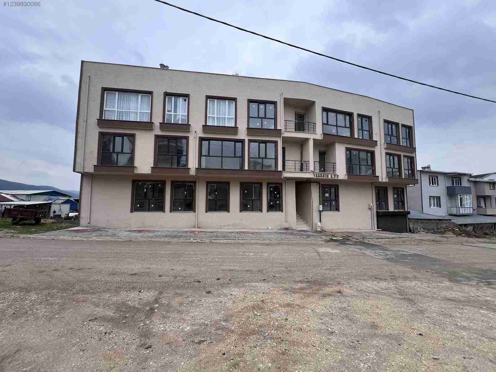 NİLÜFER AKÇALAR'DA FIRSAT 2+1 YÜKSEK GİRİŞ DAİRE 2